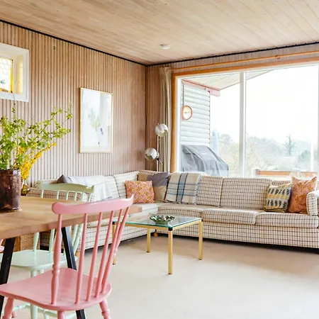 Colourful Family House With Pastels And Garden * Martofte