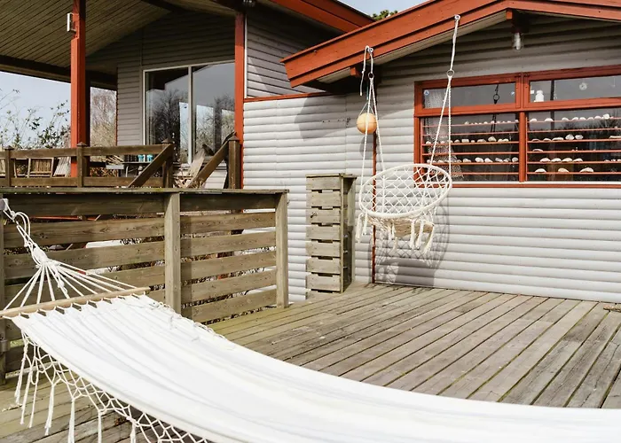 Colourful Family House With Pastels And Garden Ferienhaus