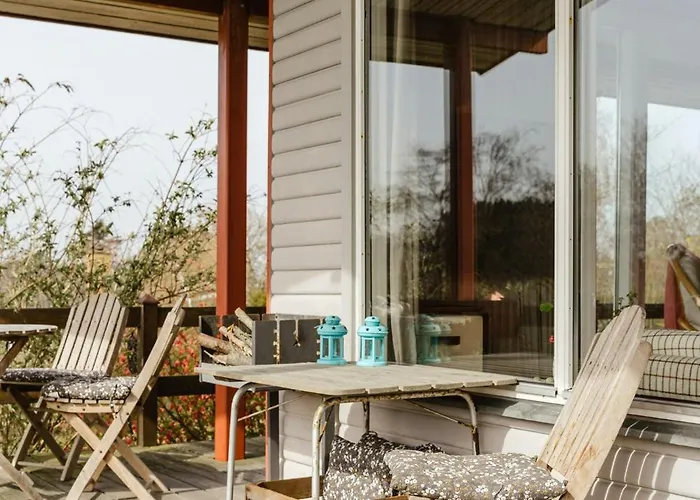 Colourful Family House With Pastels And Garden Ferienhaus Martofte